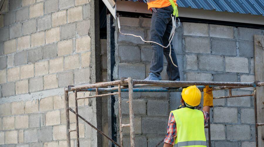 Expert Emergency Roof Repairs services in Chapman Ranch, TX